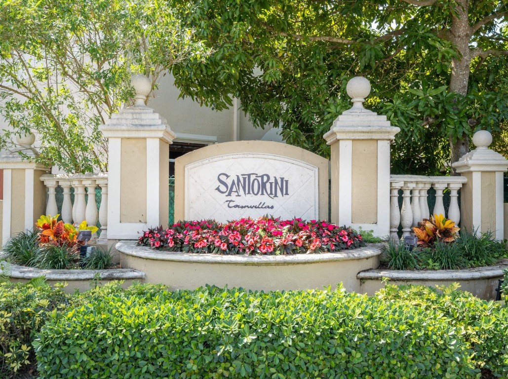 Santorini - Residential