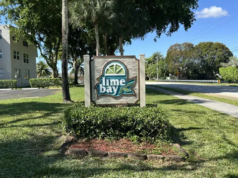 9401 Lime Bay Blvd Unit 115, Tamarac, FL MLS: F10433434