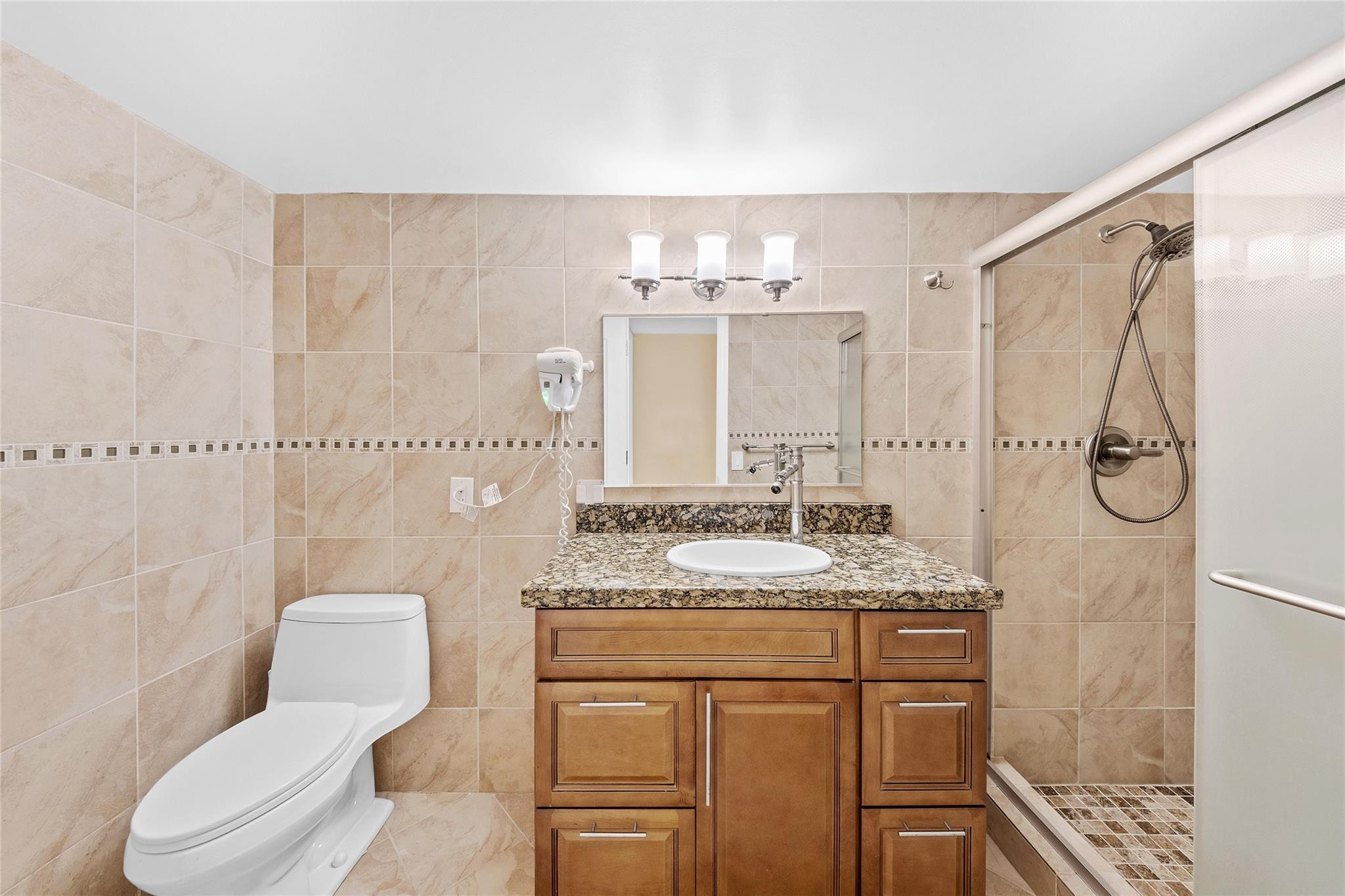 Plaza Towers South Condo - Residential