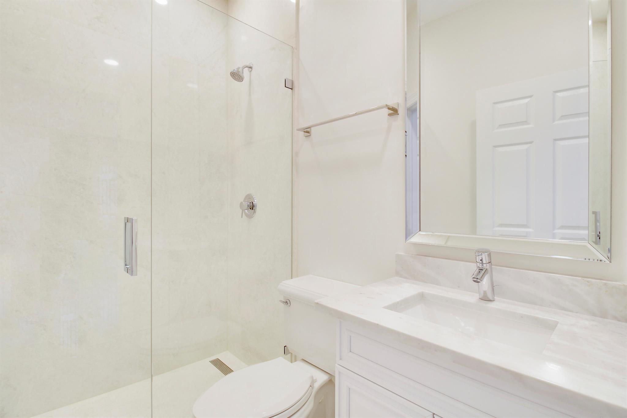 WELLINGTON AERO CLUB OF T - Residential