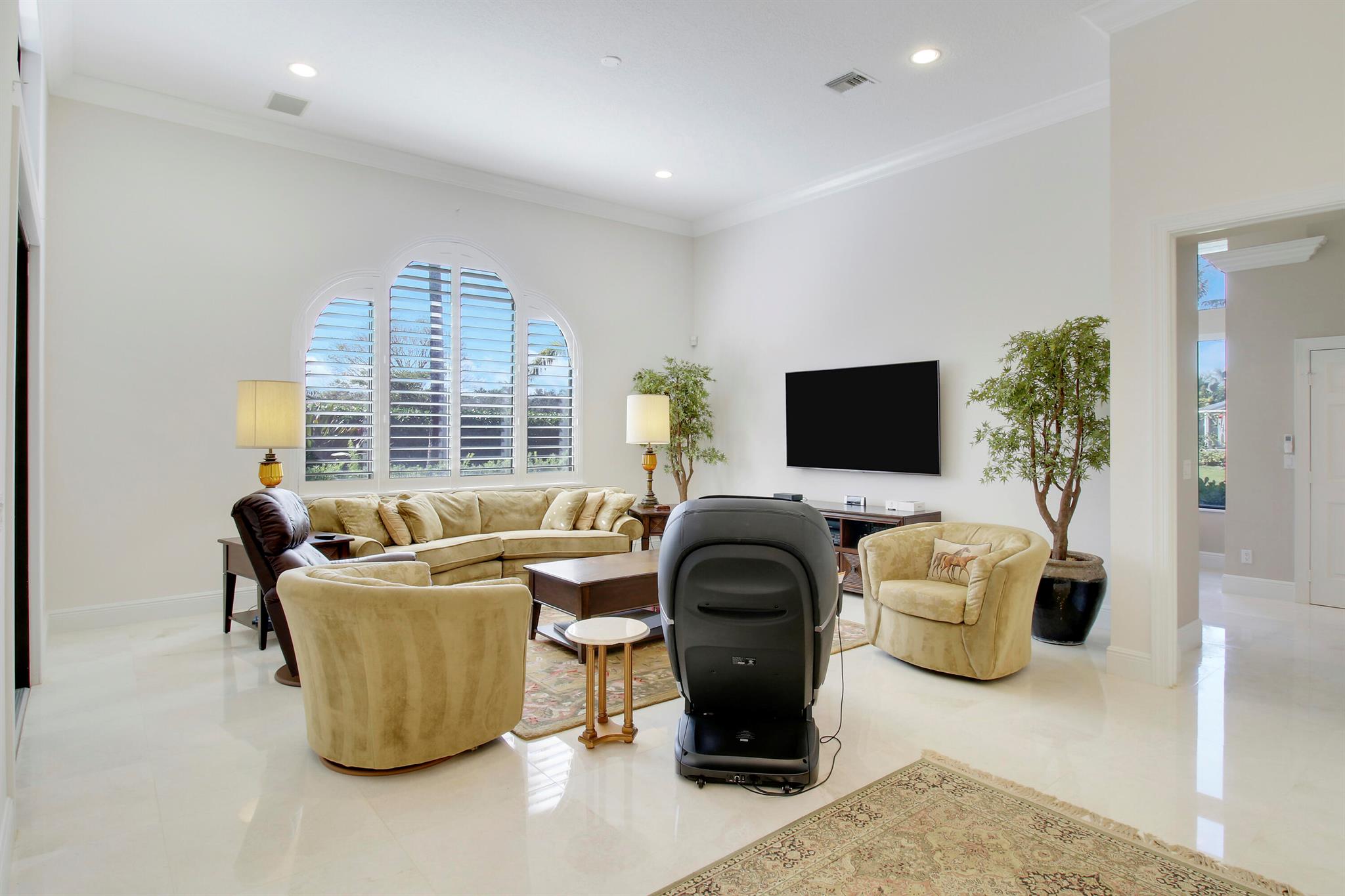 WELLINGTON AERO CLUB OF T - Residential