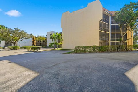 Tiny photo for 6755 W Broward Boulevard #304, Plantation, FL 33317 (MLS # B26004082)