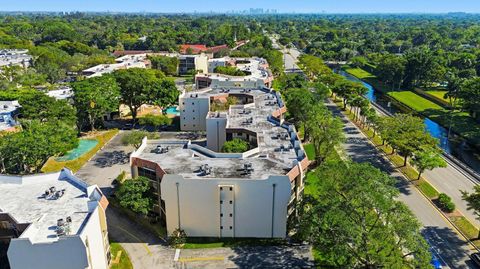 Tiny photo for 6755 W Broward Boulevard #304, Plantation, FL 33317 (MLS # B26004082)