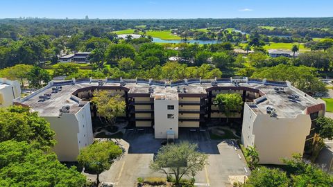 Tiny photo for 6755 W Broward Boulevard #304, Plantation, FL 33317 (MLS # B26004082)