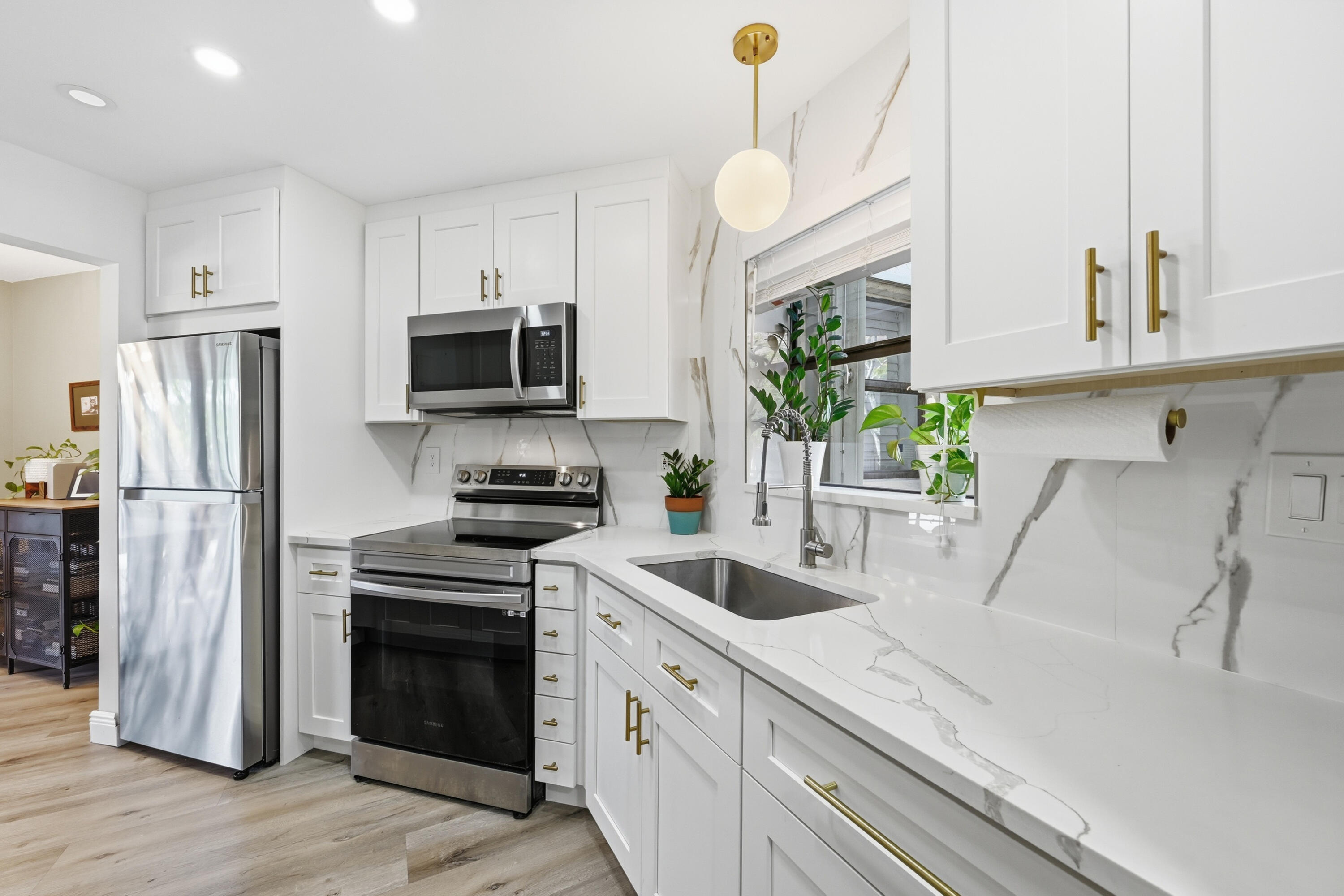 PLANTATION CLUB A CONDO - Residential