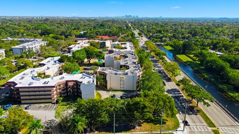 Tiny photo for 6755 W Broward Boulevard #304, Plantation, FL 33317 (MLS # B26004082)