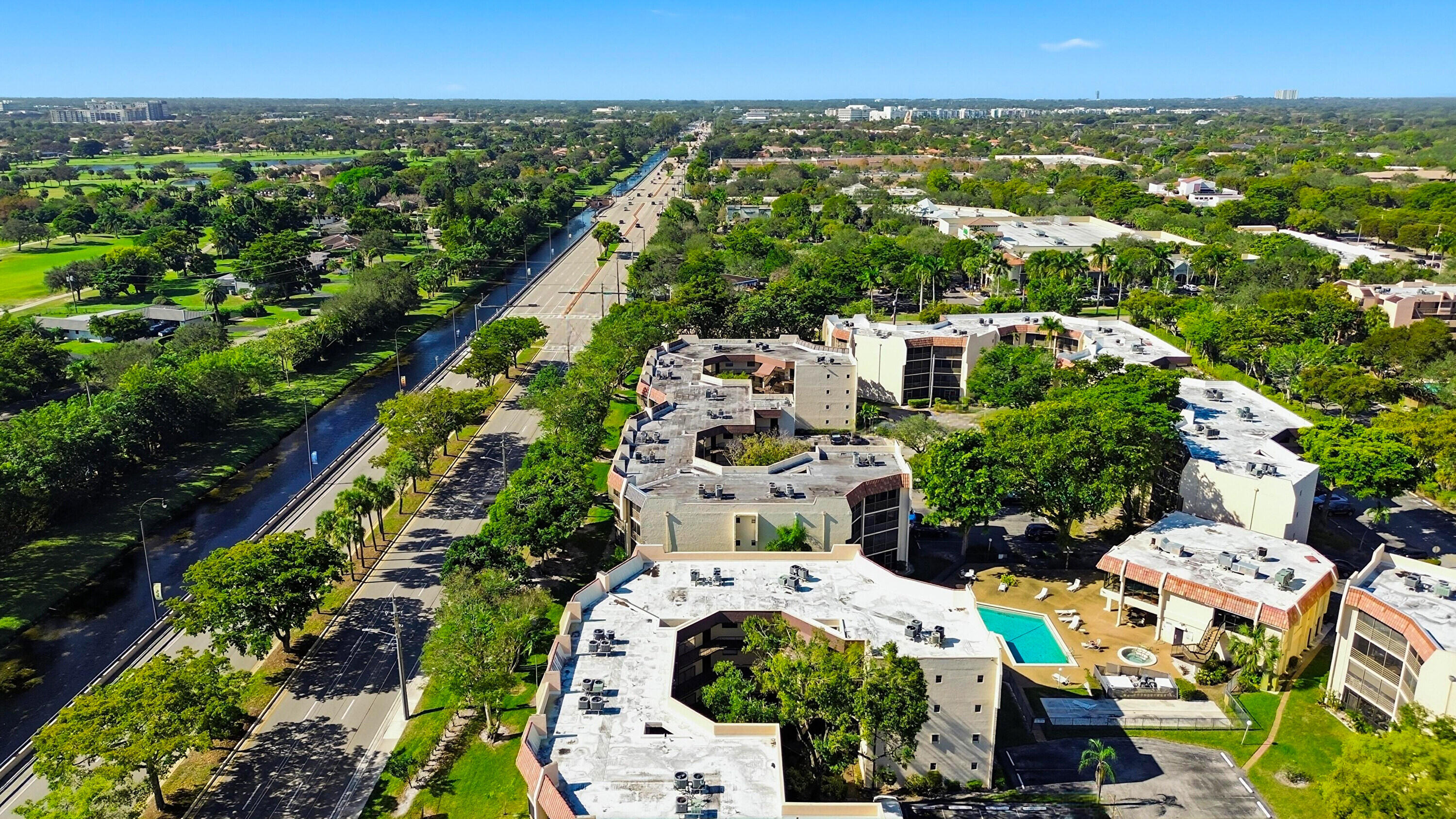 PLANTATION CLUB A CONDO - Residential