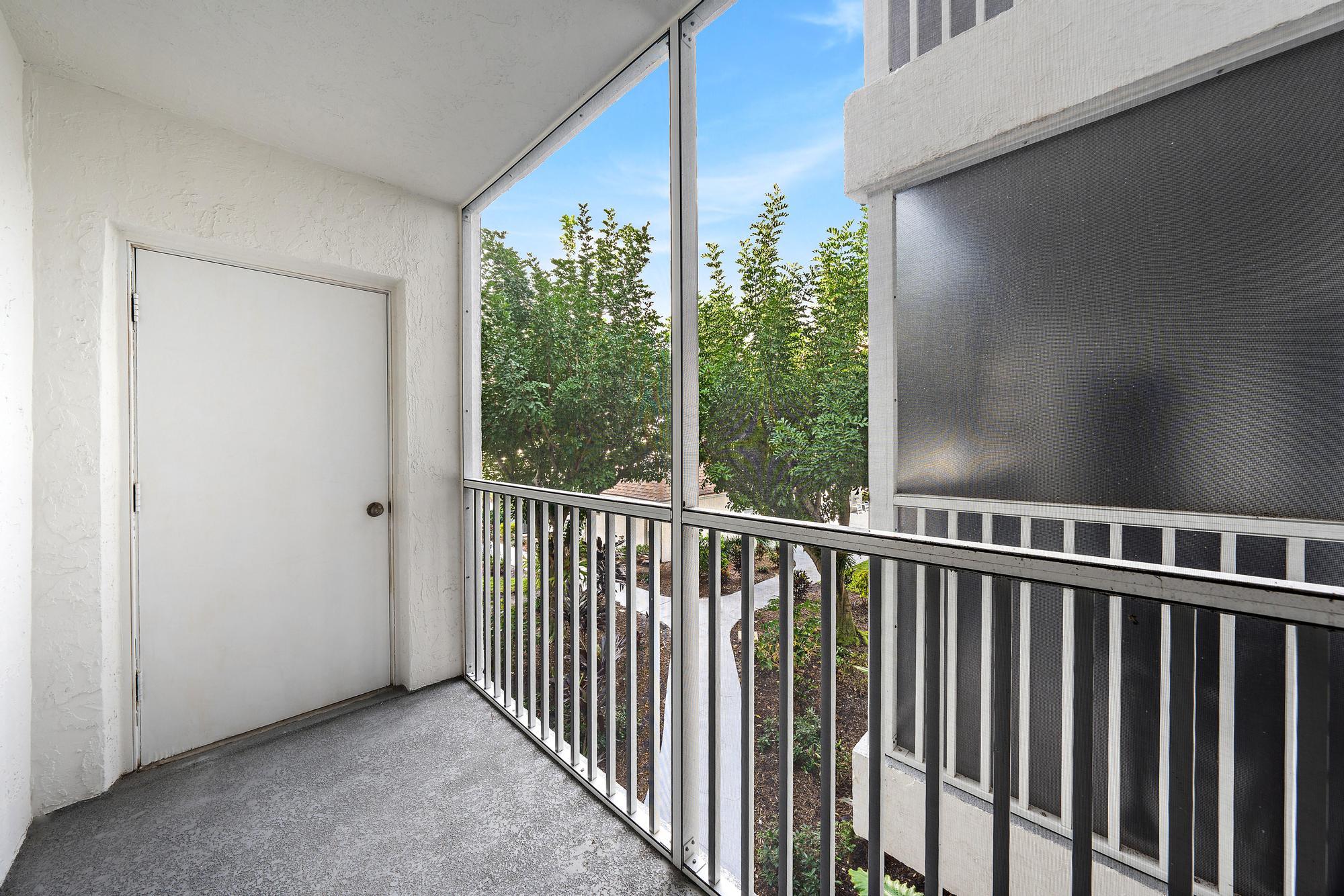 PALM LAKE 1 CONDO - Residential