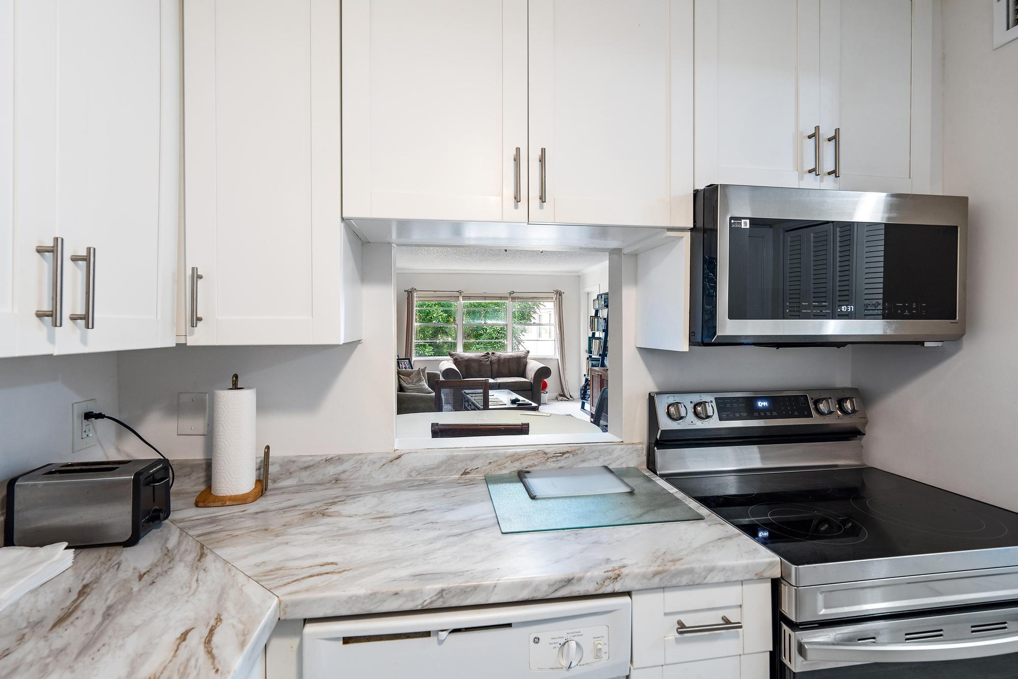 PALM LAKE 1 CONDO - Residential