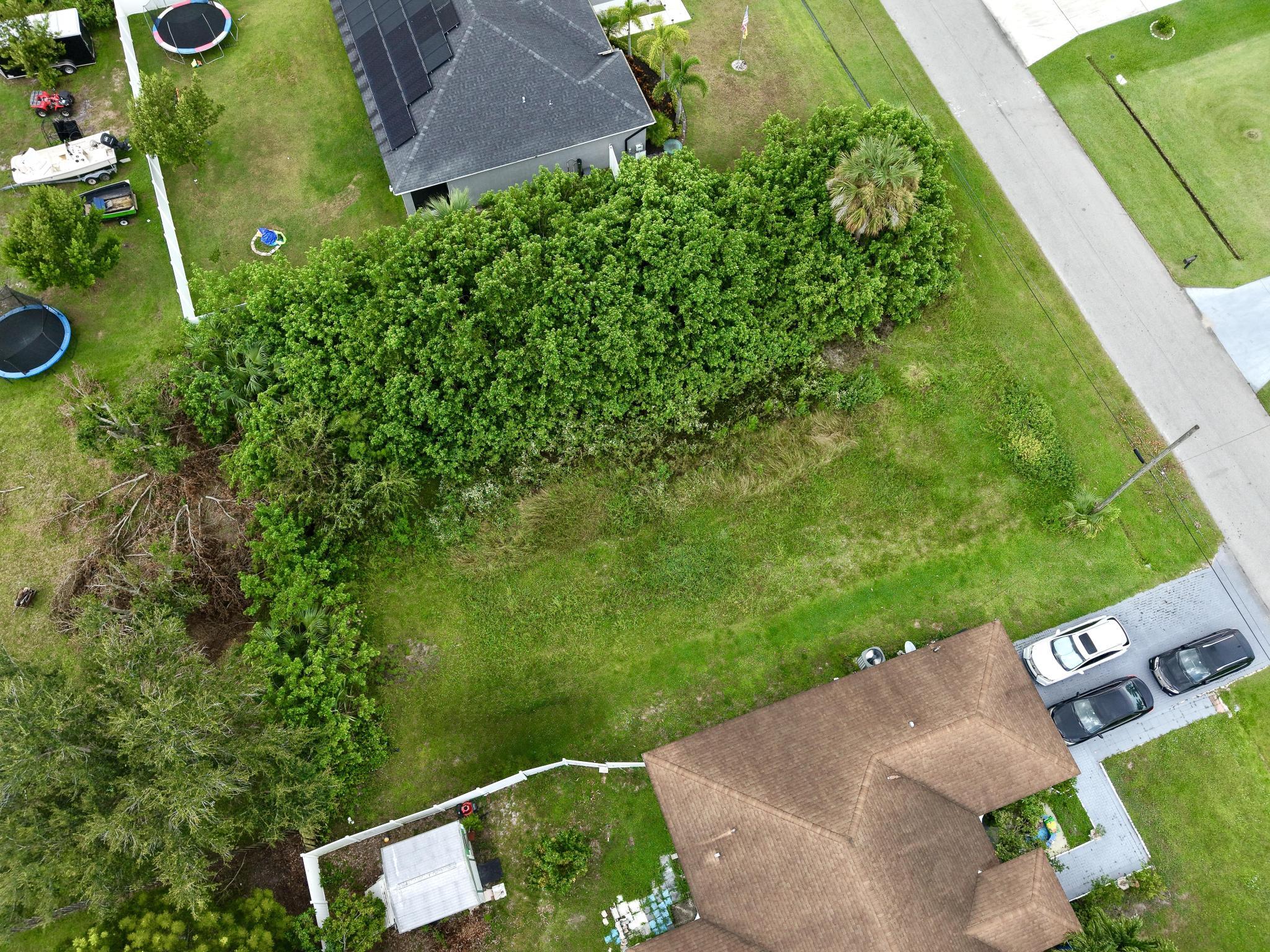 PORT ST LUCIE SECTION 17 - Land