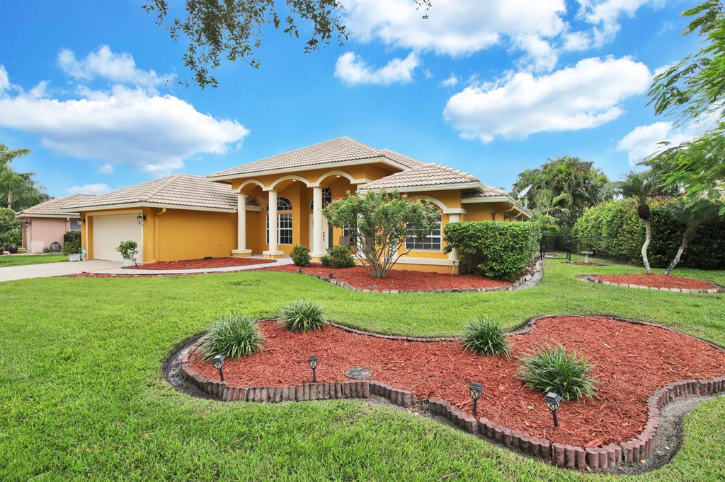 ESTATES OF ROYAL PALM BEACH 4 - Residential