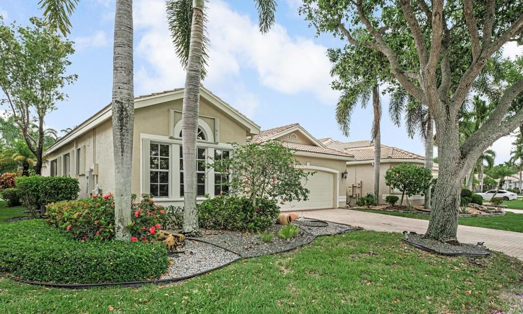 Photo of 8781 Laguna Royale Point, Lake Worth, FL 33467 (MLS # R11099046)