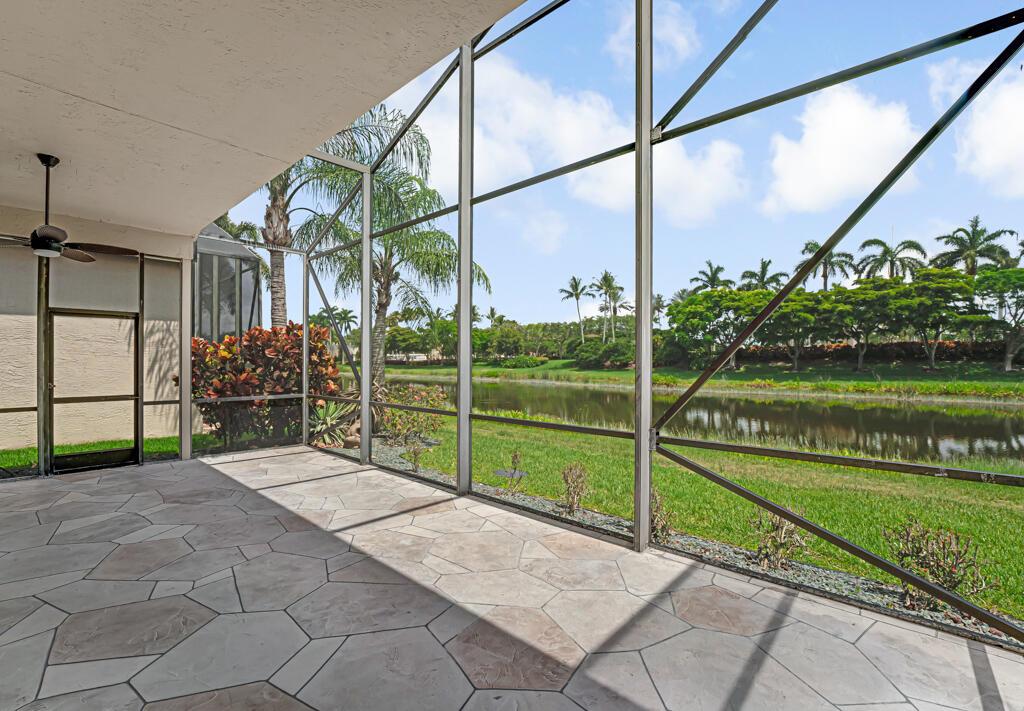 8781 Laguna Royale Point