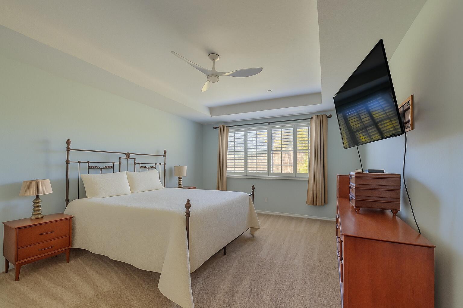 233 SW Otter Run Place