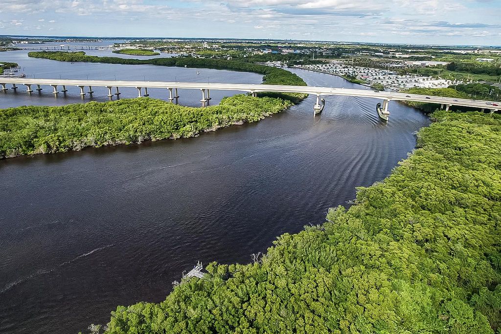 Photo of 233 SW Otter Run Place, Stuart, FL 34997 (MLS # R11139119)