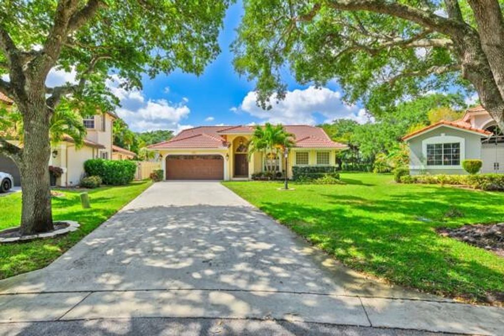 Photo of 5794 NW 48th Drive, Coral Springs, FL 33067 (MLS # F10497017)