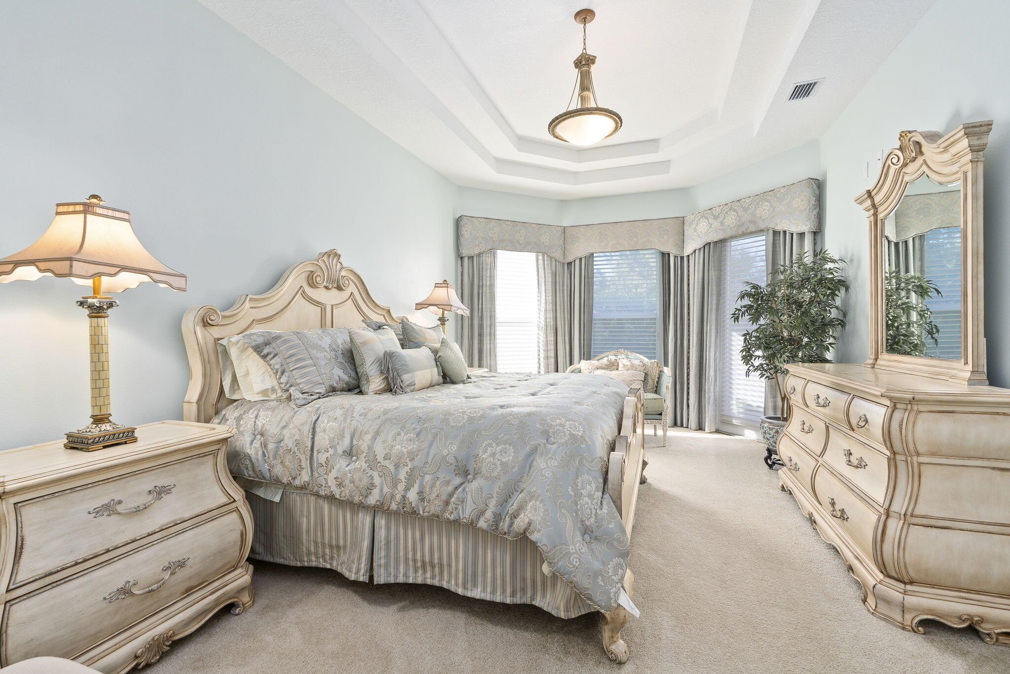 JENSEN BEACH COUNTRY CLUB - Residential