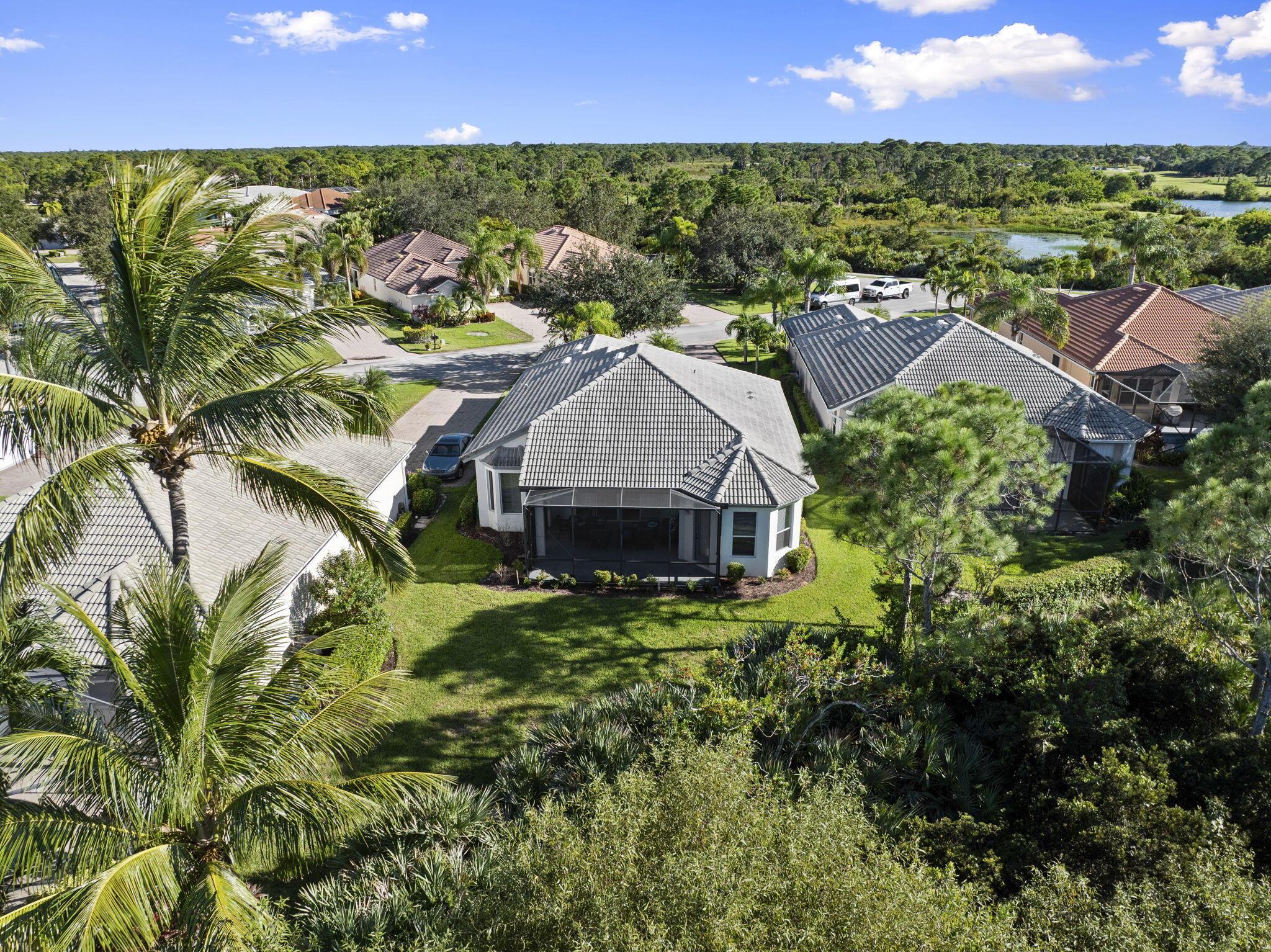 JENSEN BEACH COUNTRY CLUB - Residential
