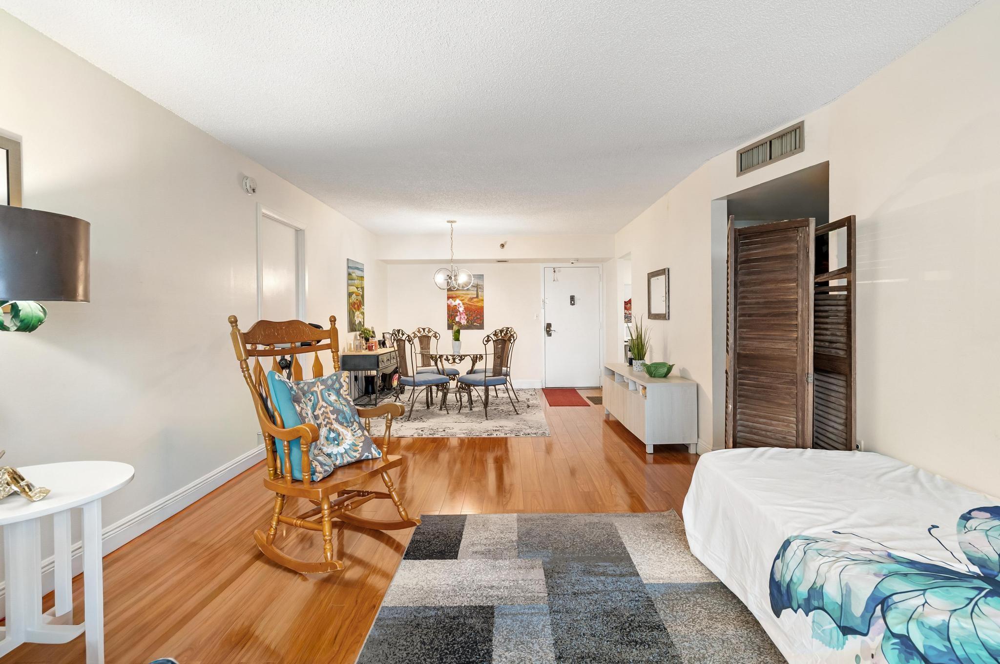 PARK PLACE CONDOMINIUM - Residential