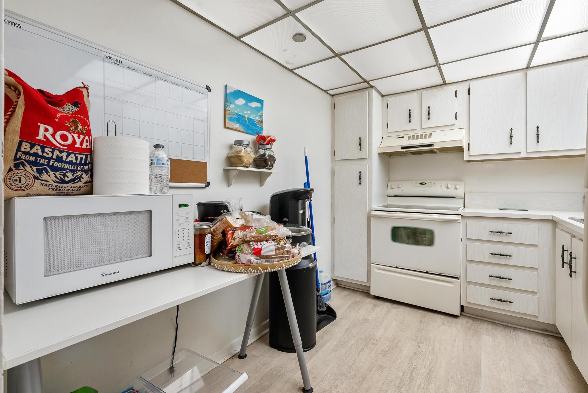 PARK PLACE CONDOMINIUM - Residential