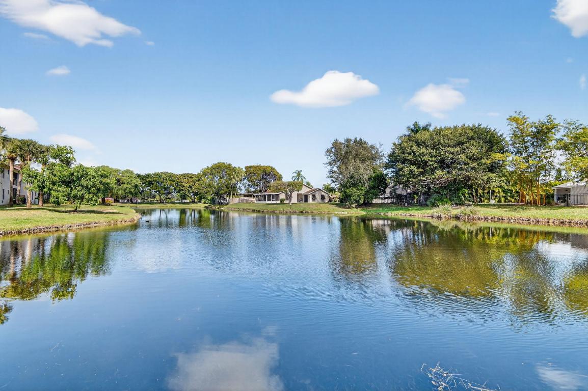 SOUTH LAKE CONDO - Residential