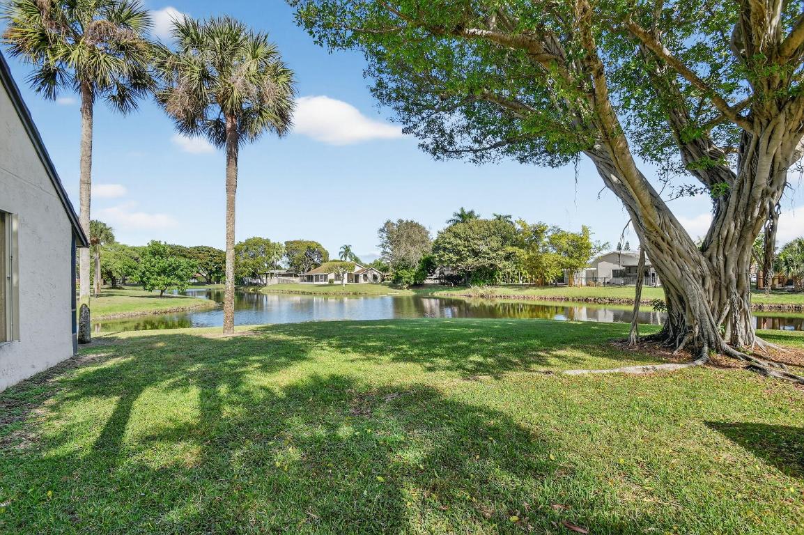 SOUTH LAKE CONDO - Residential