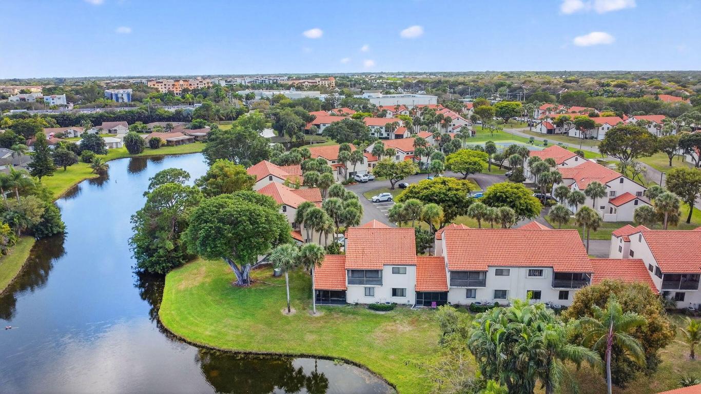 SOUTH LAKE CONDO - Residential