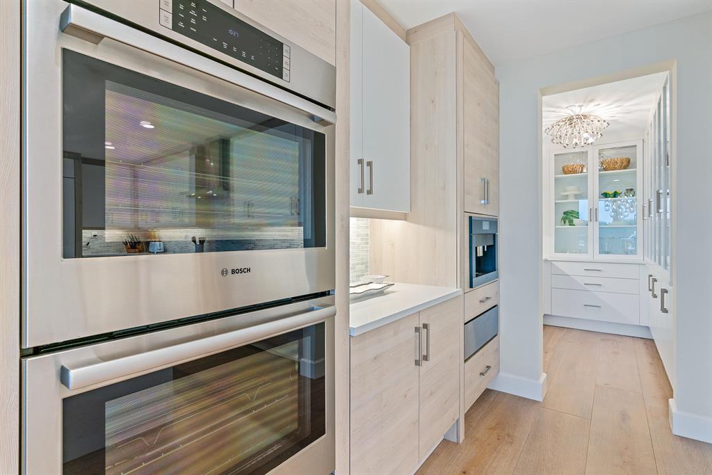 AZURE CONDO - Residential