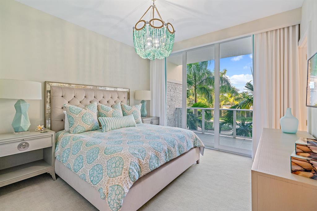 AZURE CONDO - Residential