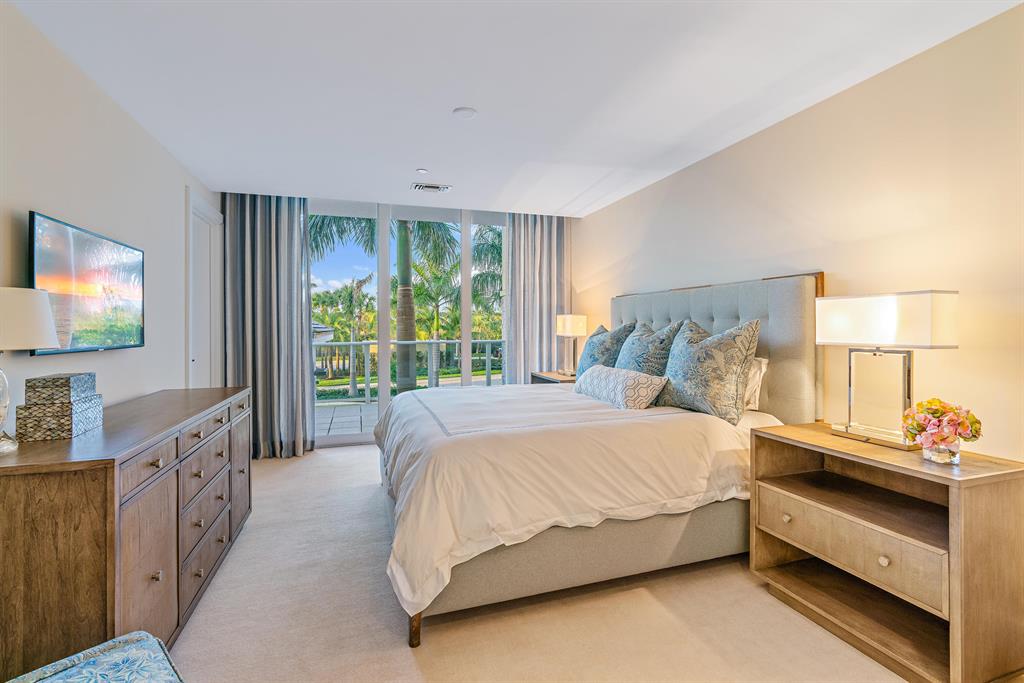 AZURE CONDO - Residential