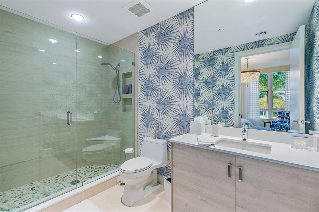 AZURE CONDO - Residential