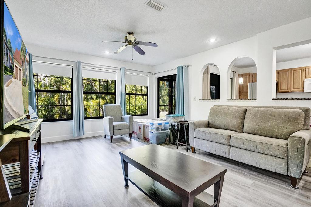 LUCERNE PARK CONDOS - Residential