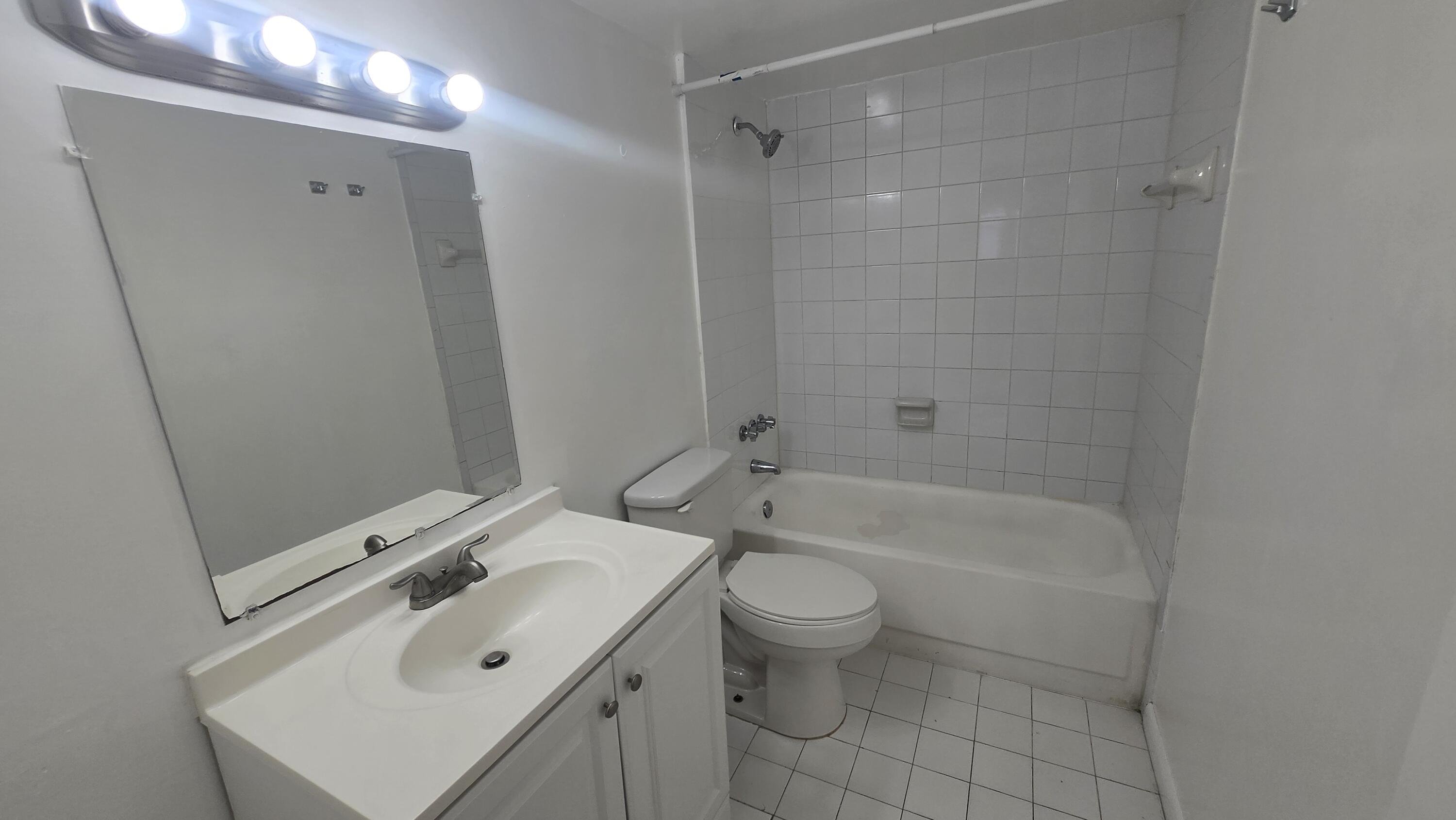 OLA CONDO - Residential Lease