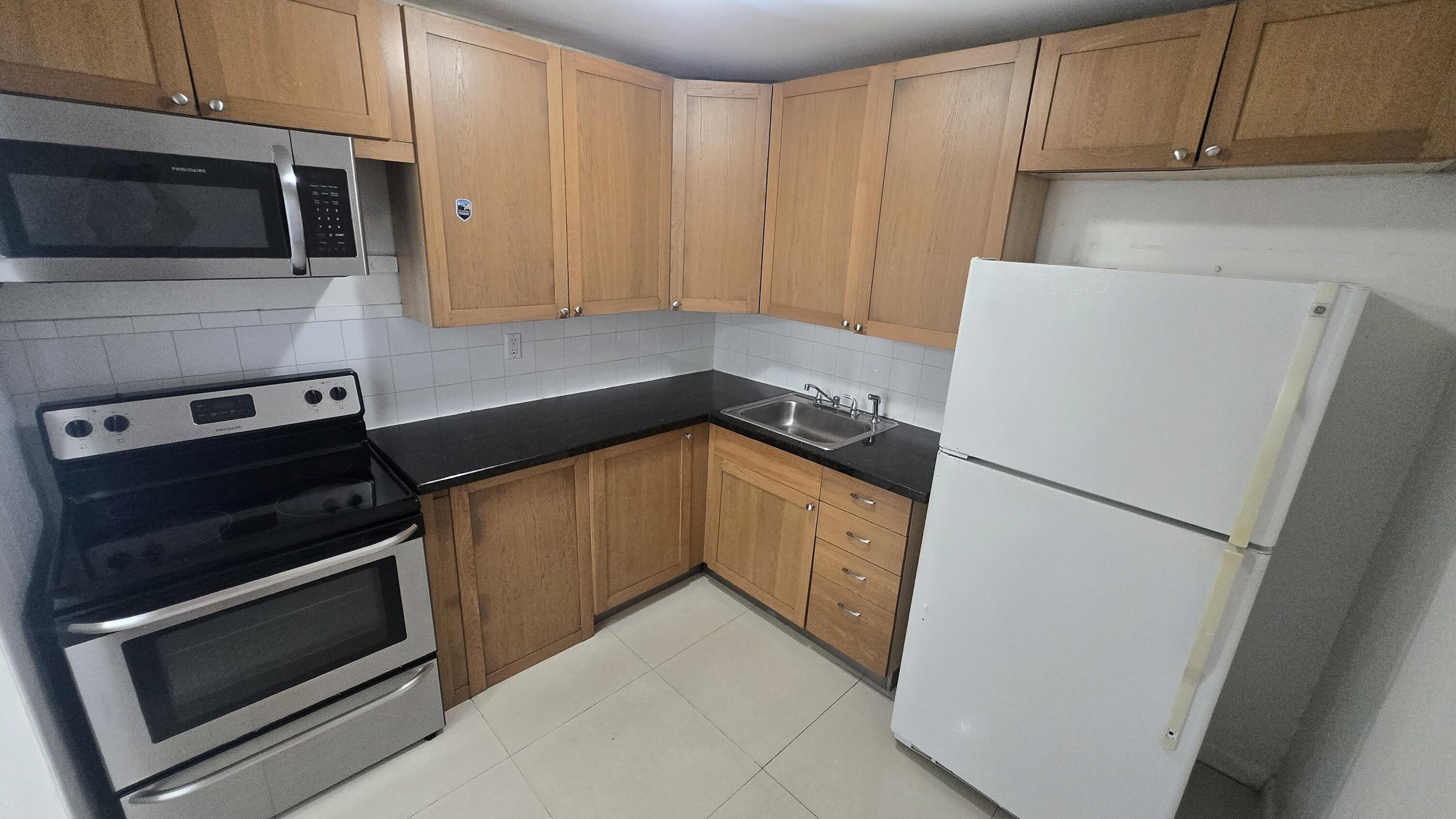 OLA CONDO - Residential Lease