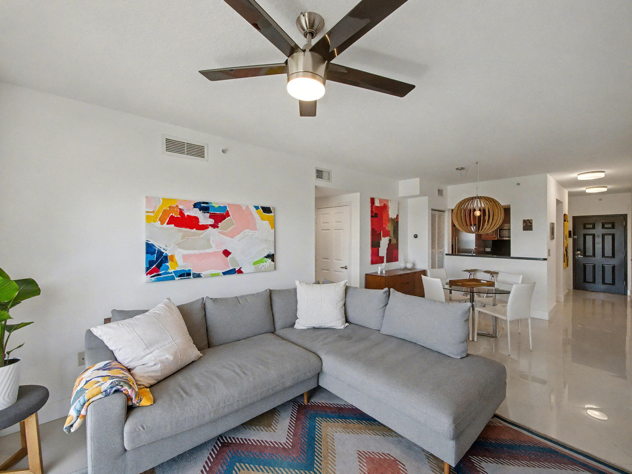 GATEWAY TO THE GROVE CONDO - Residential