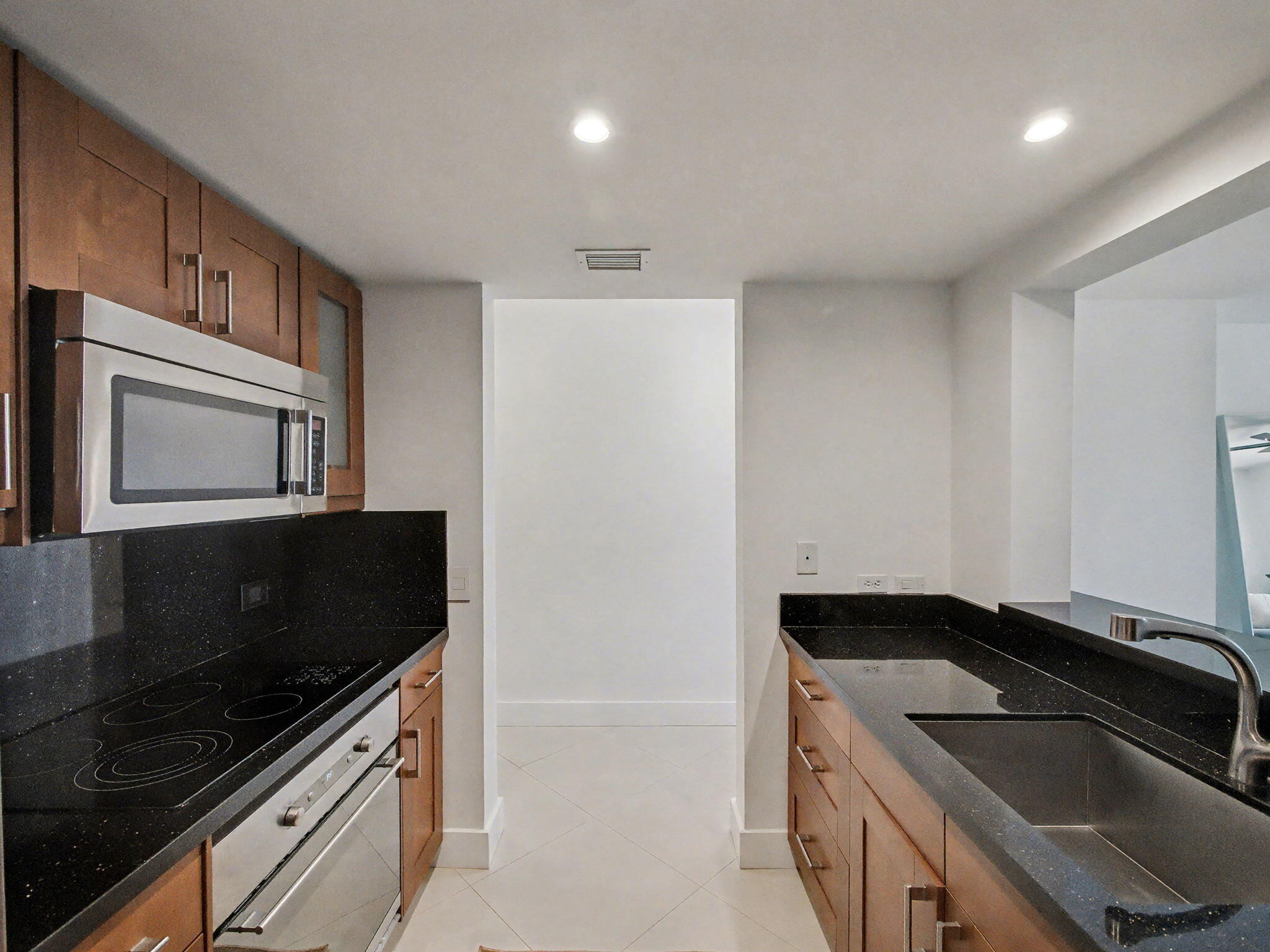 GATEWAY TO THE GROVE CONDO - Residential