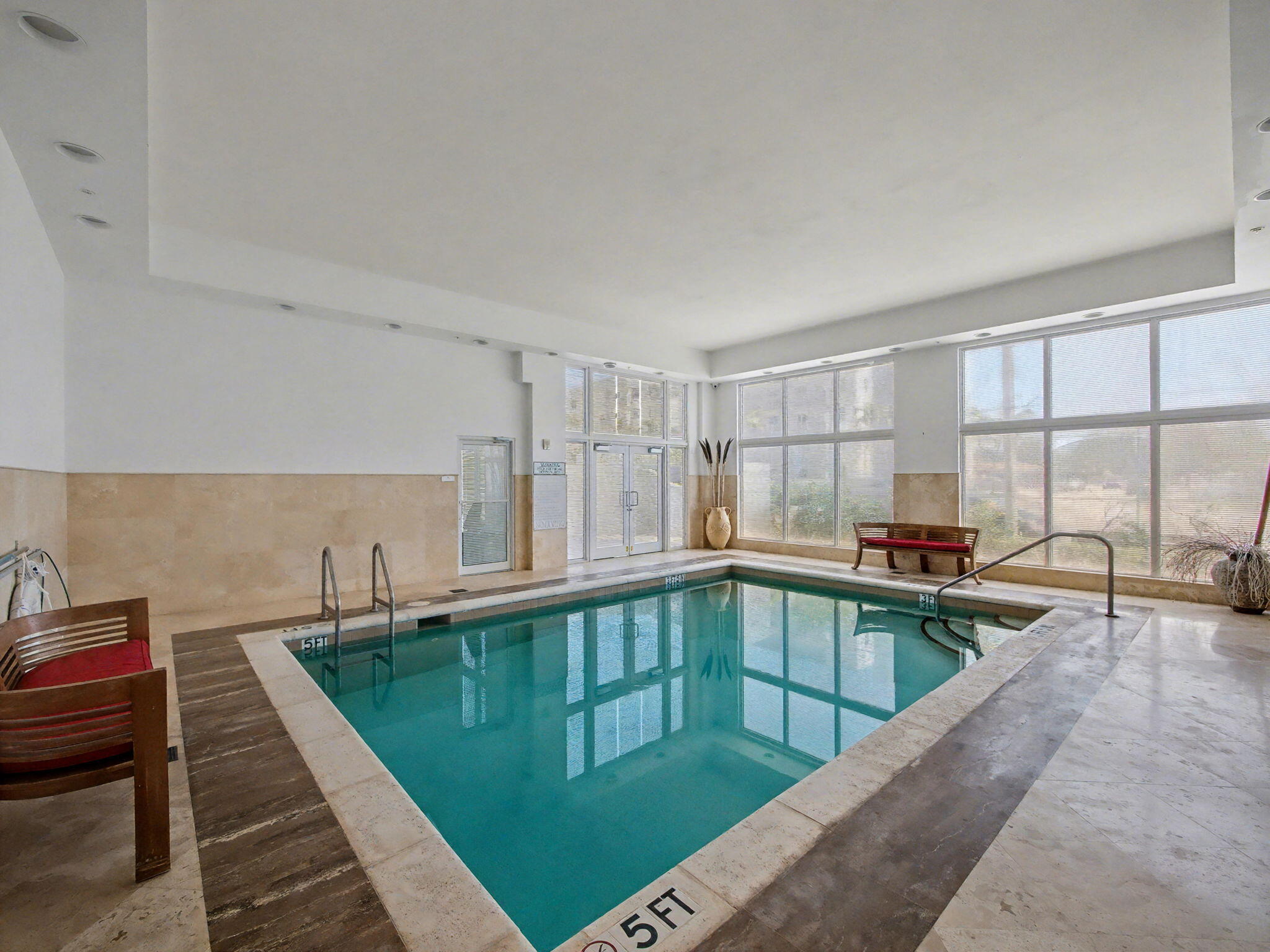 GATEWAY TO THE GROVE CONDO - Residential