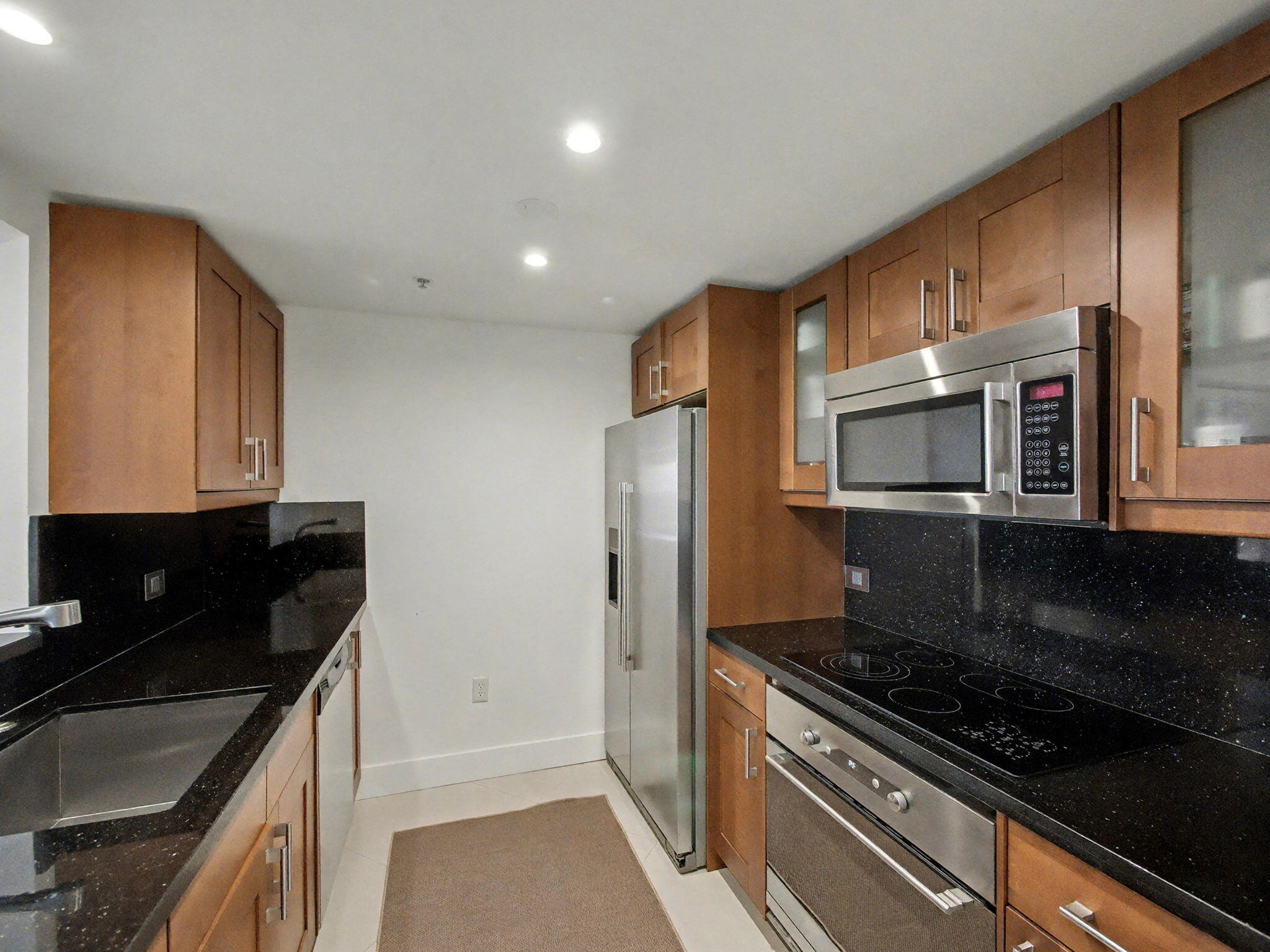 GATEWAY TO THE GROVE CONDO - Residential