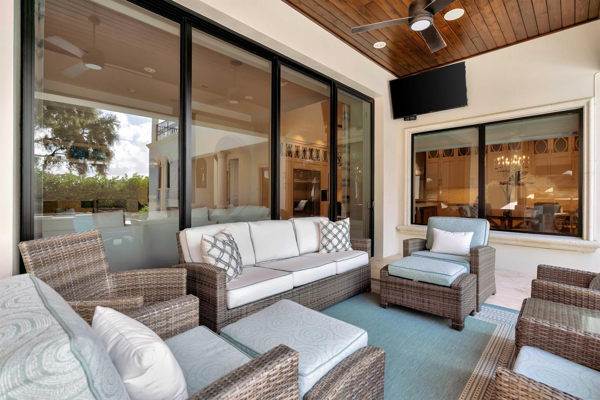 OLD PALM 2 - Residential