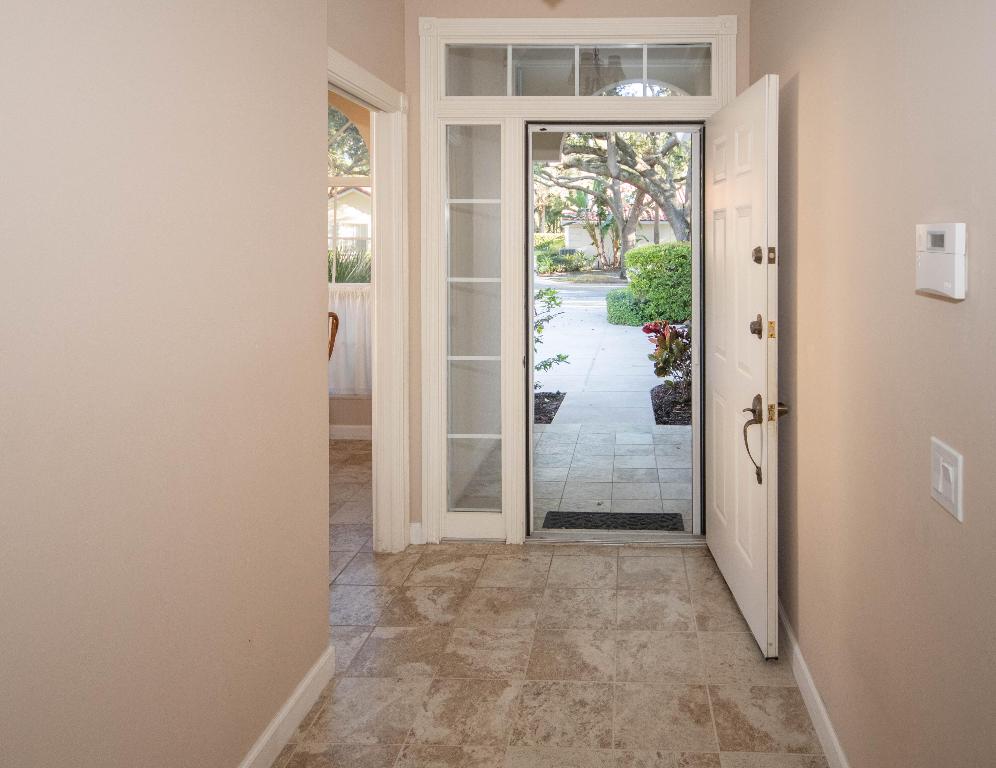 176 E Tall Oaks Circle