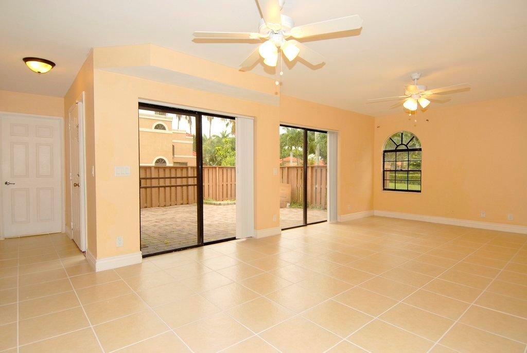 8122 Severn Drive A