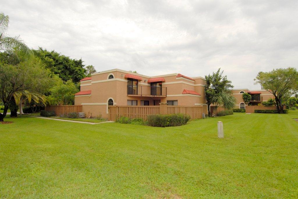 Beautiful and well maintained 3 bedroom 3 bathroom townhome features an oversized courtyard great for grilling & spending time outdoors.The kitchen has resurfaced white cabinets, granite countertops and stainless steel appliances. There is one guest bedroom downstairs and a full bathroom. Two upstairs bedrooms share an oversized balcony. And every bedroom has a huge closet. This home is located in a well-kept community offering resort-style amenities, including a clubhouse, pool, jacuzzi, tennis courts, Security, gym, and more--all just minutes from everything Boca Raton has to offer.Located in prestigious Boca Raton with an excellent school district and just minutes from shopping, dining, and major highways, this