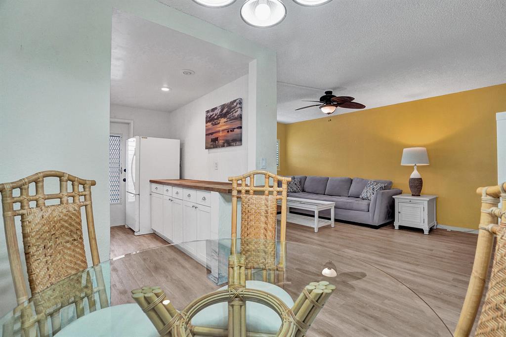 LIGHTHOUSE POINT GARDENS NORTH - Residential