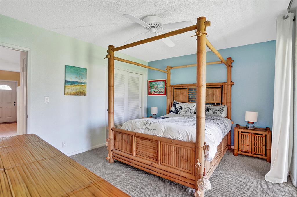 LIGHTHOUSE POINT GARDENS NORTH - Residential