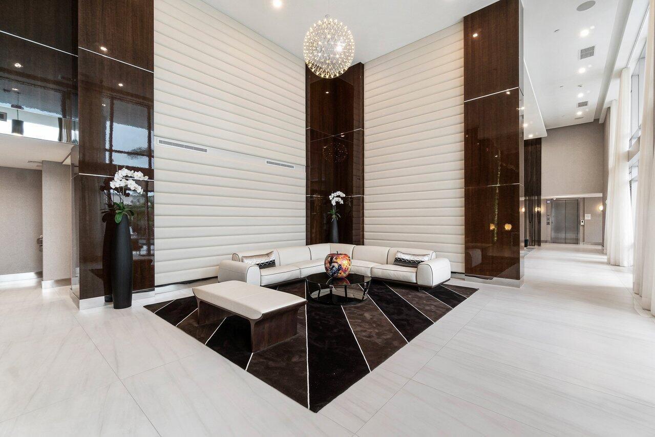 TOWER 155 - Residential