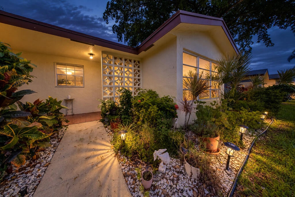 Photo of 14000 NESTING Way #D, Delray Beach, FL 33484 (MLS # B26076229)