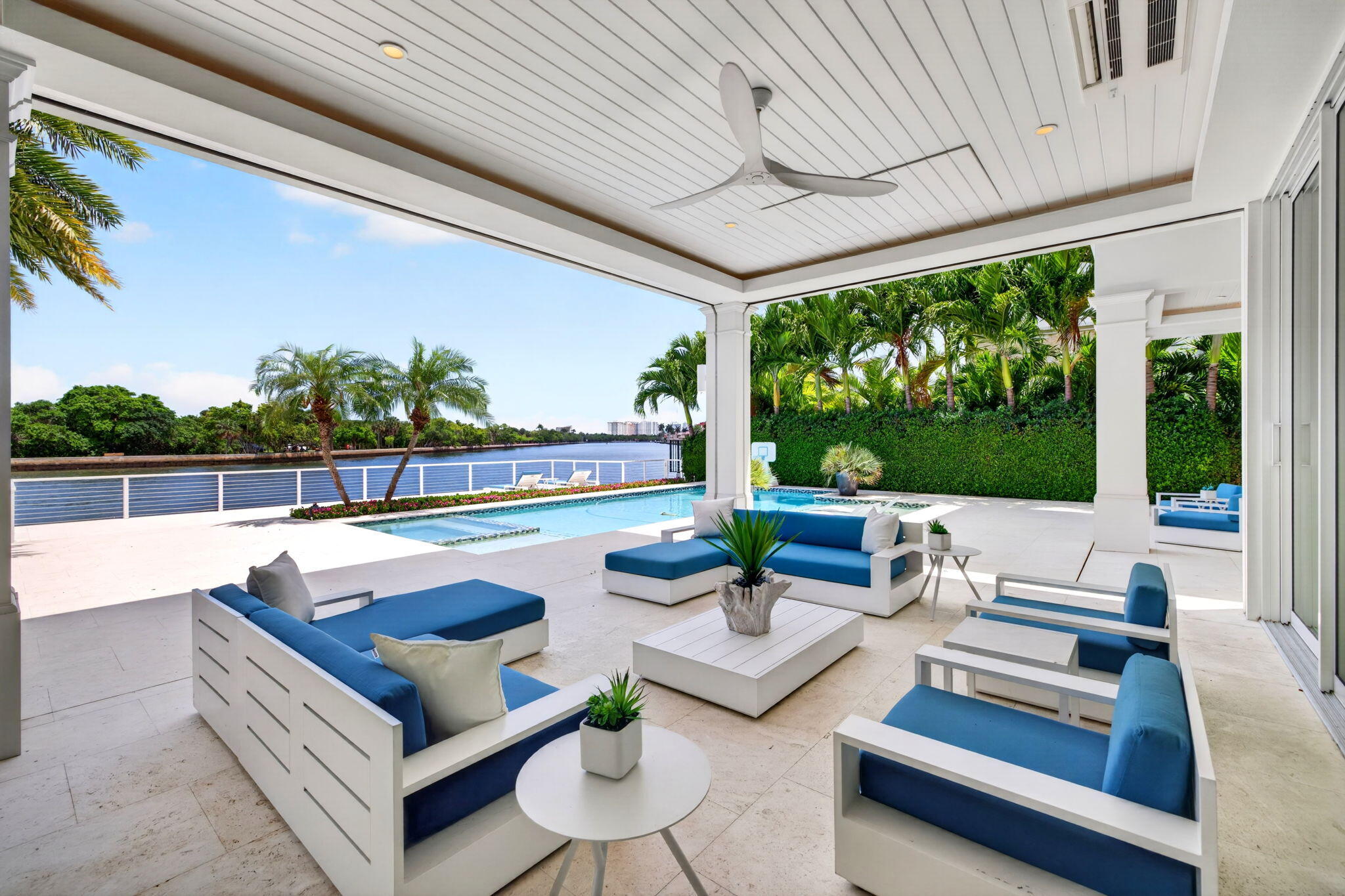 1900 Intracoastal Drive