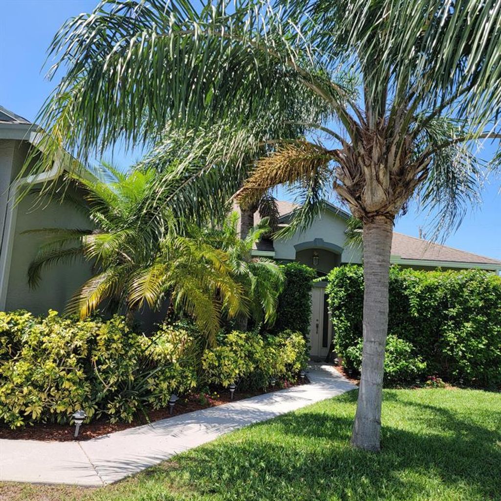 Photo of 1918 SW Hampshire Lane SW, Port St Lucie, FL 34953 (MLS # R10887183)