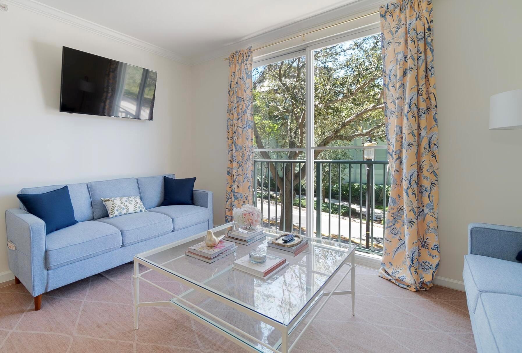720 S Sapodilla Avenue 201