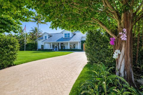 Photo of 8389 SE Woodcrest Place, Hobe Sound, FL 33455 (MLS # B26010263)